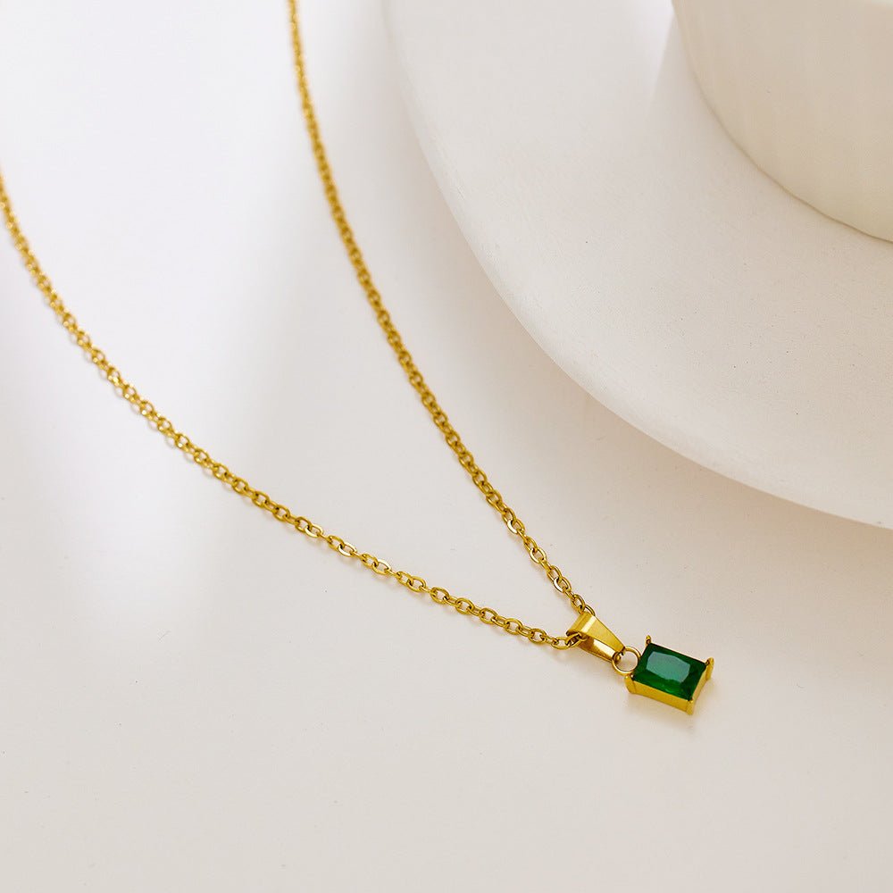 Emi Green Necklace